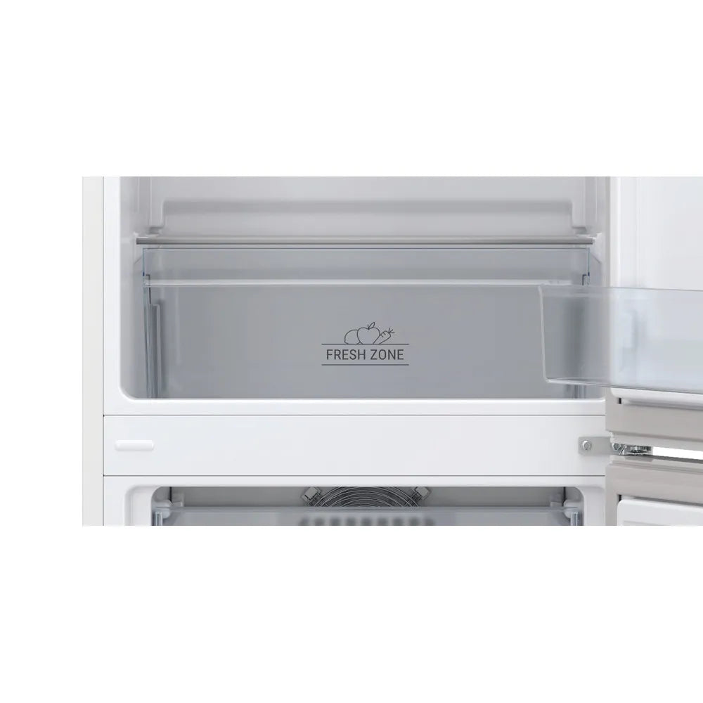Hotpoint HB55732WUK Low Frost Fridge Freezer White